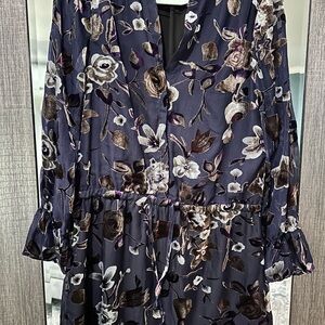 EUC Carolina Belle Velvet Floral Long Sleeve Dress size L